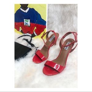 🌶STEVE MADDEN PATENT LEATHER SHOES 👠